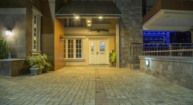 De Franklin Apartments, Book Apartment Hotels in Bwari with a Pool, Swimming Pool
