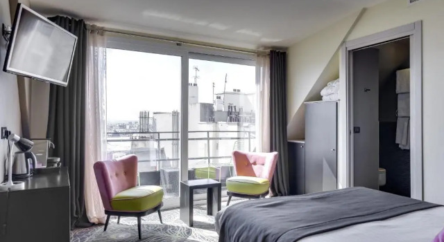 Двухместный номер Standard с балконом Helussi Hôtel