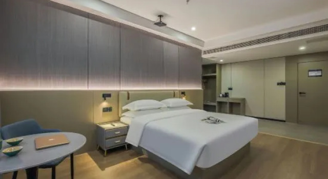 Люкс EZ Boutique(Cixi Yintai City)