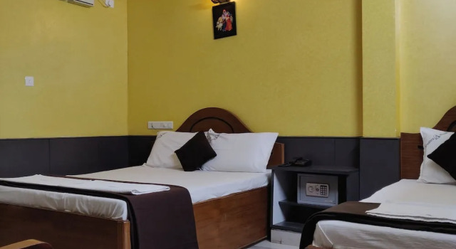 Трёхместный номер Executive Arudhra Residency