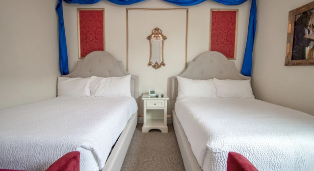 Encore Resort at Reunion 480 1825.8, Забронировать Курортный отель Отели Фор Корнерз с бассейном, Бассейн