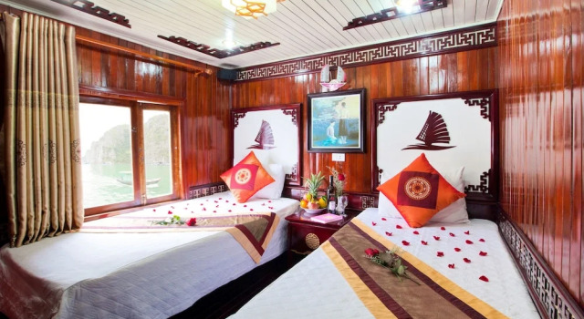 Halong Bay Aloha Cruises