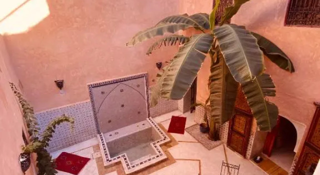 Номер Standard Riad Ineslisa