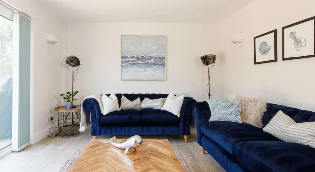 Beach House for 10 With hot tub Garden, Забронировать Дом для отпуска Виллы Исторического графства Суссекса, Вилла
