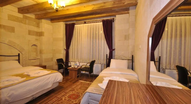 Трёхместный номер Standard Cappadocia Stone Palace