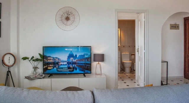 Riviera del Sol Apartment SeaView and Pool WIFI Near Beach Ref 75, Забронировать Апартаменты/квартира Михас Коста-дель-Соль