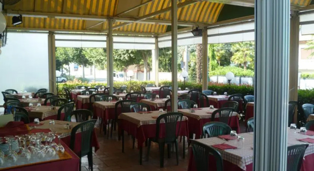 Hotel Parma, Prenota Hotel Meina Lago Maggiore