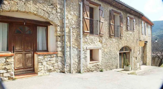 Écurie De Cucugnan. Chambres d'hotes, Rezerwuj Hotel Cucugnan Corbières
