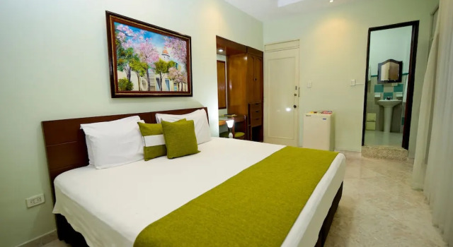 Hotel Nelsons Inn, Book Hotel Hotels in Ibague with Breakfast, Breakfasts