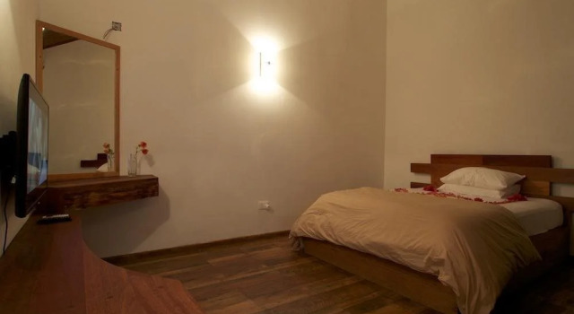 Maldives Oceanic Village, Boek Hotel 4-sterren hotels in Vaavu-atol, 4*