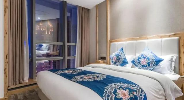 Номер Classic Floral Hotel Qingshe Chengdu