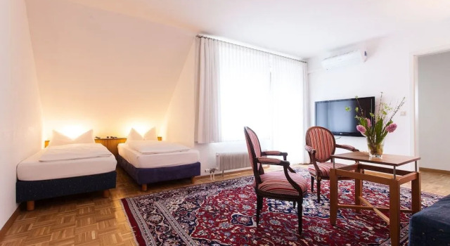 Hotel garni Schacherer, Забронировать Отель Мюлльхайм 