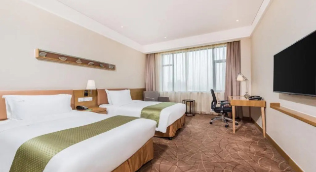 Номер Standard Holiday Inn Xi'an Big Goose Pagoda by IHG