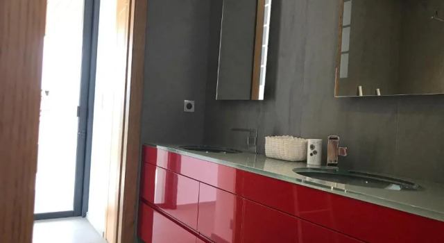 Вилла с видом на море Villa dexception, piscine, vue mer, plage à 100M
