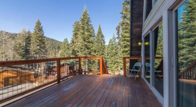 Midnight by Avantstay Remodeled Alpine Meadows A-frame