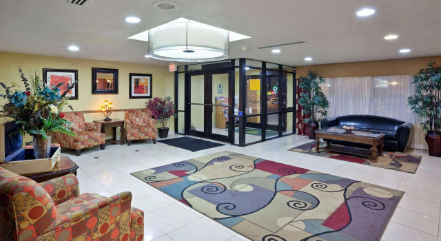 La Quinta Inn & Suites by Wyndham Salina