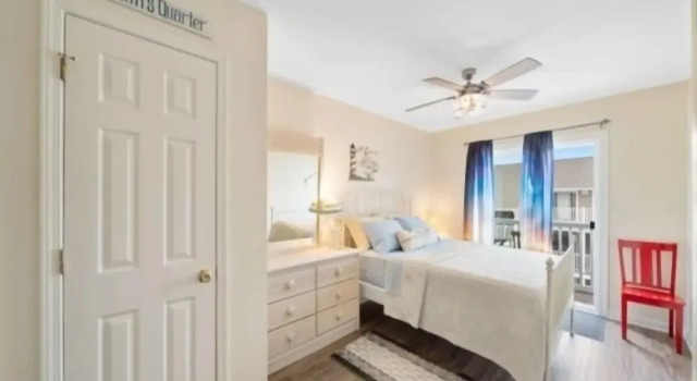 Captain's Quarter 2 Bedroom Condo by Redawning