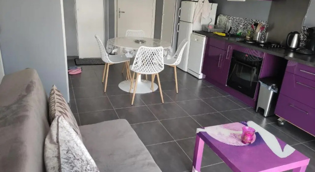 T2 récent avec Garage, Prenota Hotel Hotel a Alvernia con parcheggio, Parcheggio