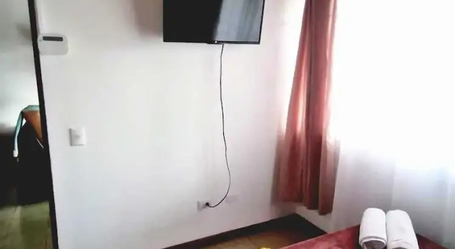 Airport Travelers home, Buchen Sie Hostel Hostels in Alajuela, Hostel