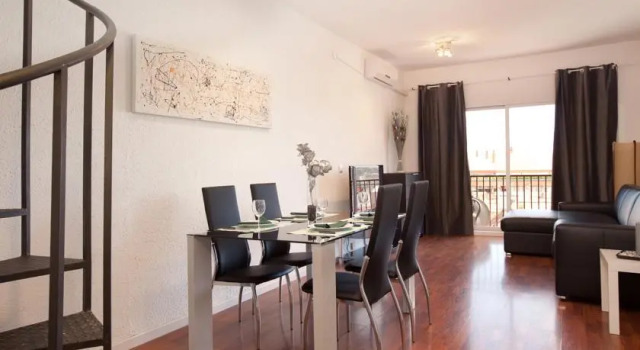 Letsgo Rambla Catalunya Duplex, Забронировать Отель Барселона провинция Барселона, рядом с Jove Regina Theatre