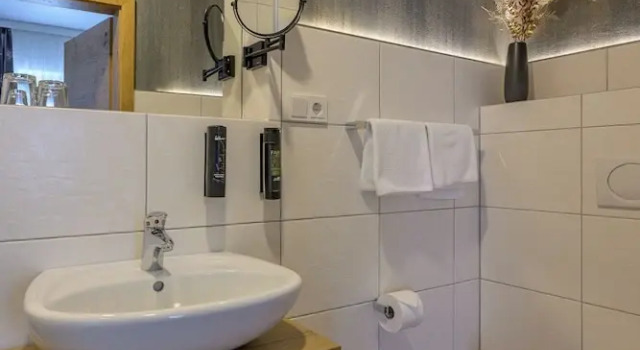 Двухместный номер Standard с балконом Hotel Alpensonne