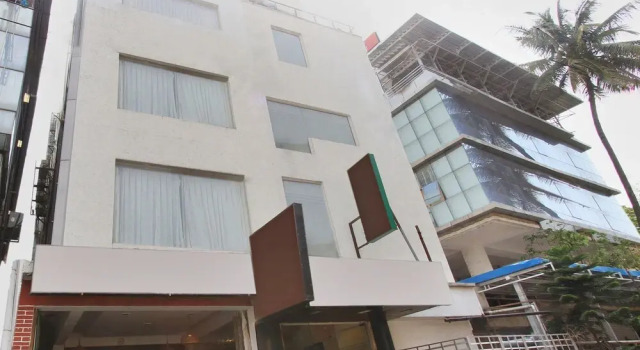 Capital O 11137 Hotel Morgen Suites