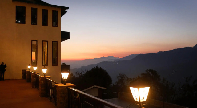 Digantaa Resort, Rezerwuj Ośrodek wypoczynkowy Hotele w Uttarakhand z basenem, Basen
