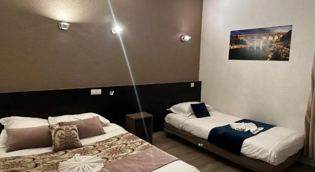 Standart üç kişilik oda Empire Hôtel