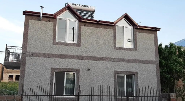 Garni family house B&B, Забронировать Отель «постель и завтрак» Отели Котайкская области с бассейном, Бассейн