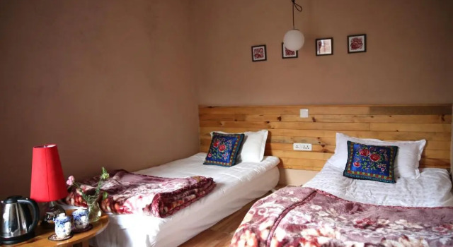 O podwyższonym standardzie pokój Flowers Resident
