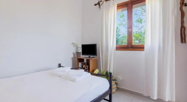Stavros Hideaway 2 bedroom 6 persons house.