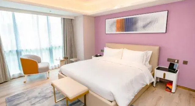 Люкс Zhuhai  G Place Hotel