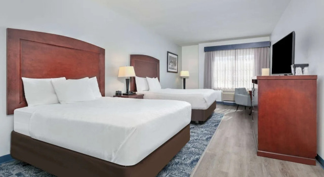 Четырёхместный номер Standard La Quinta by Wyndham Fort Worth NE Mall