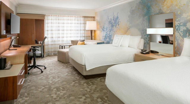 Четырёхместный номер Standard Courtyard Palo Alto Los Altos