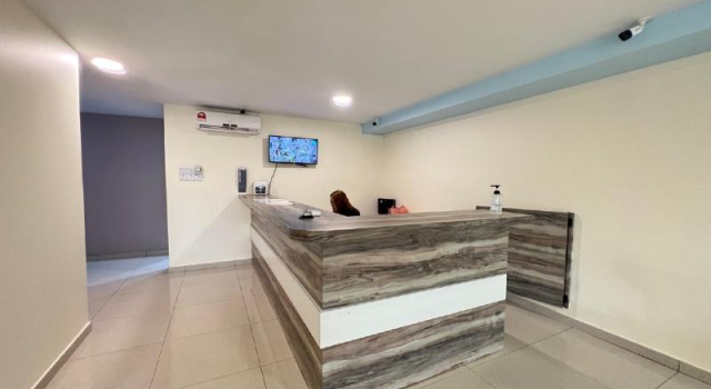 90621 Stutong Stay, Rezerwuj Hotel Hotele w Sarawak z parkingiem, Parking