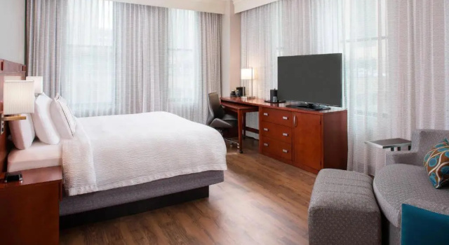 Двухместный номер Standard с видом на улицу Courtyard by Marriott New Orleans Downtown Near the French Quarter