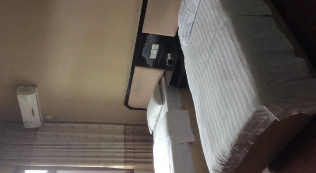 Dongfanghong Hotel