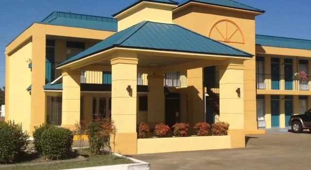 Days Inn Kosciusko/North Of Carthage, Забронировать Отель Косциаско Миссисипи