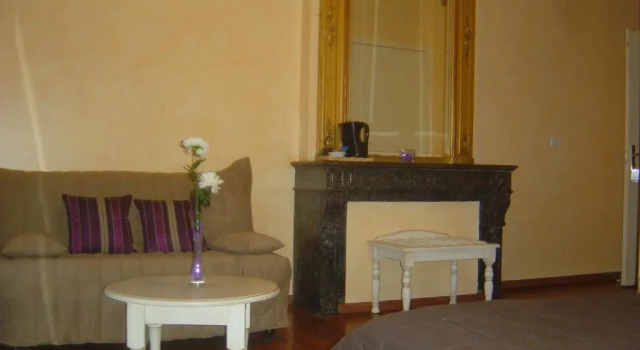 Двухместный номер Standard Logis Hôtel Les 3B