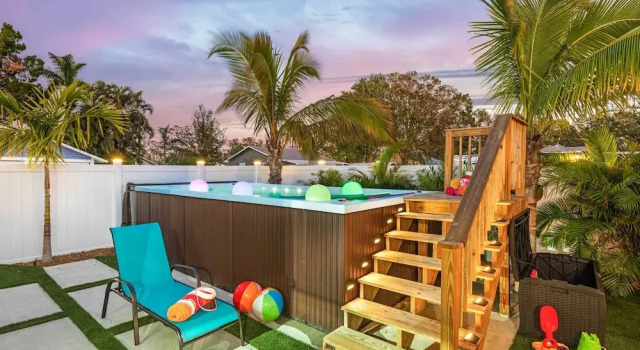 Коттедж с 4 комнатами Heated Pool, Mini Golf & Cabana: Bradenton Retreat