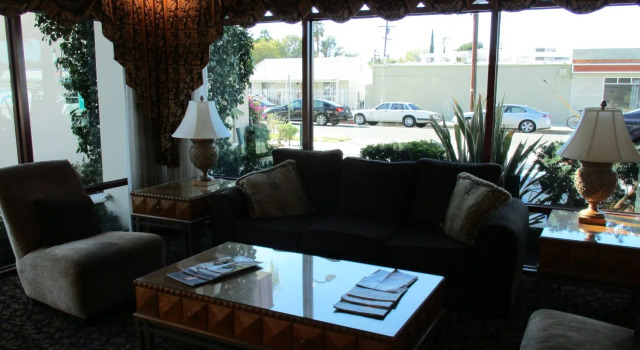 Tarzana Inn, Забронировать Отель Тарзана San Fernando Valley
