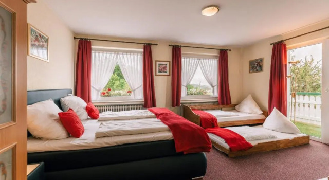 Четырёхместный номер Standard Hotel Hasenjäger