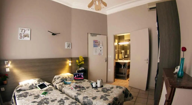 Двухместный номер Superior Le Strasbourg Hotel