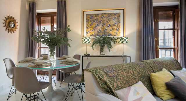 Sakura Suite Rodo, Забронировать Отель Севилья провинция Севилья, рядом с Торре-дель-Оро