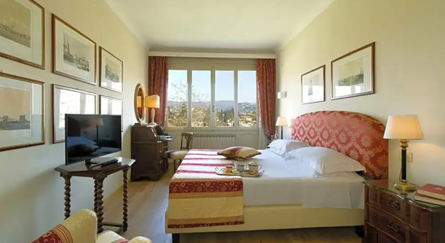 Номер Superior Park Palace Hotel