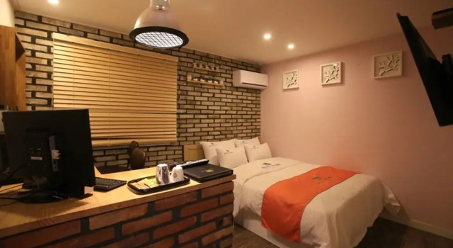 Anyang Hotel cafe, Забронировать Отель Аньян Кёнгидо, рядом с Университет Сункюль