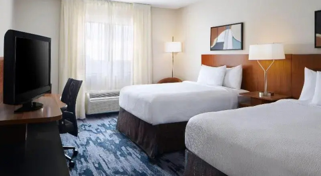 Четырёхместный номер Standard Fairfield Inn Huntsville