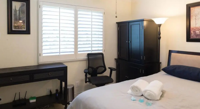 Luxurious 4BR 9m to Las Vegas Strip, Rezervasyon Otel Paradise. Amerika Birleşik Devletleri