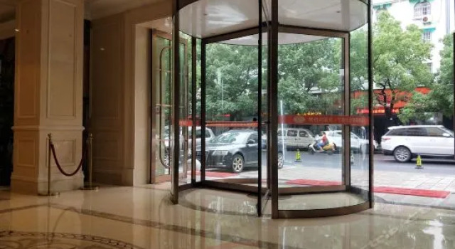 Vienna Hotel (Ningbo Beilun Intime City), Rezervovat Hotel Beilun District Zhejiang