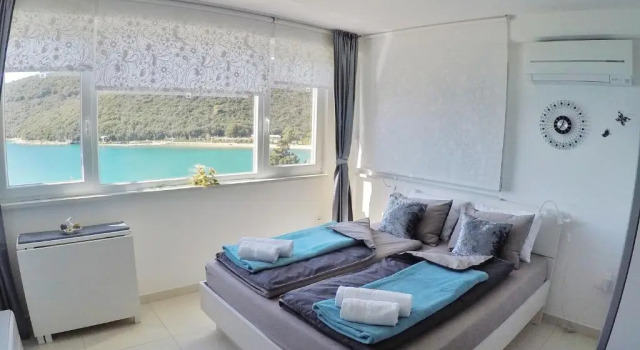 Studio apartment More